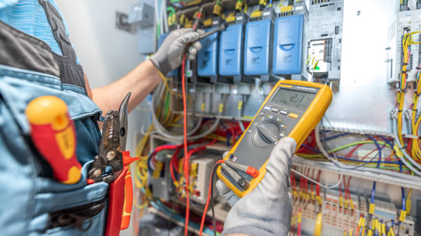Best Commercial Electrician Services  in Brewster Heights, NY